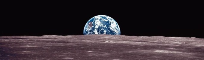 Earthrise moon