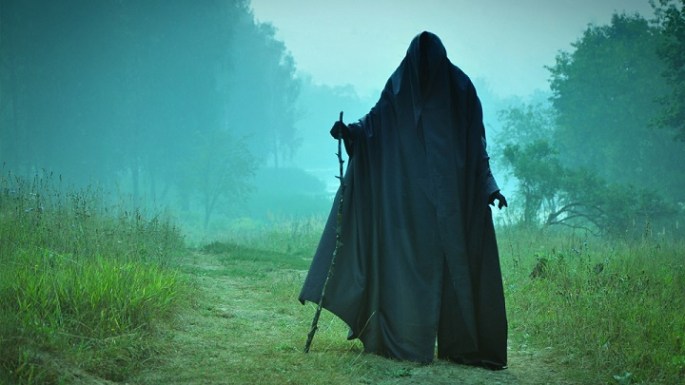 man_field_cloak2